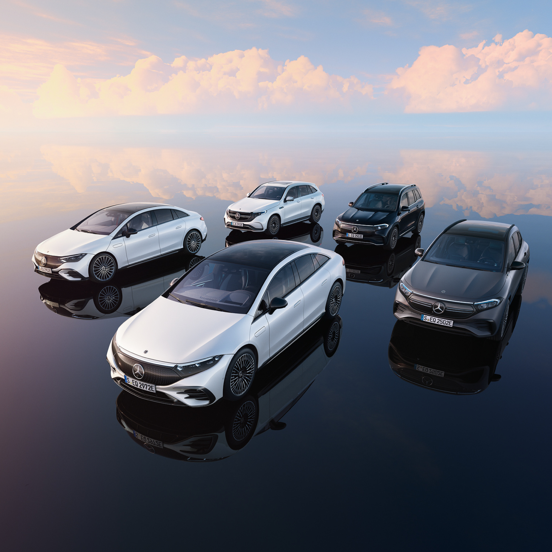 Modèle électrique de Mercedes-Benz | Vue d'ensemble Modèle électrique de Mercedes-Benz dans une vue de 3/4 avant