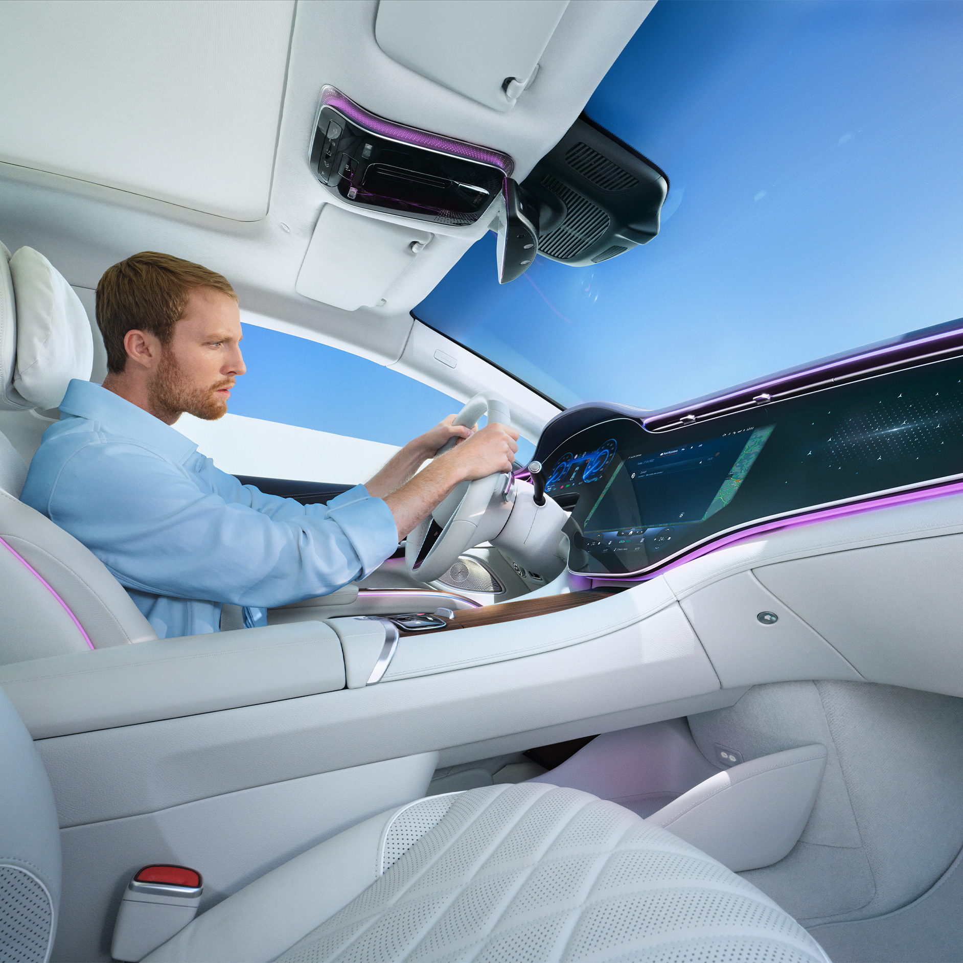 MBUX Sprach-Assistent | Serienausstattung | Mercedes-Benz Der MBUX Sprach-Assistent als Teil der Standardservices der Digitalen Extras von Mercedes-Benz.