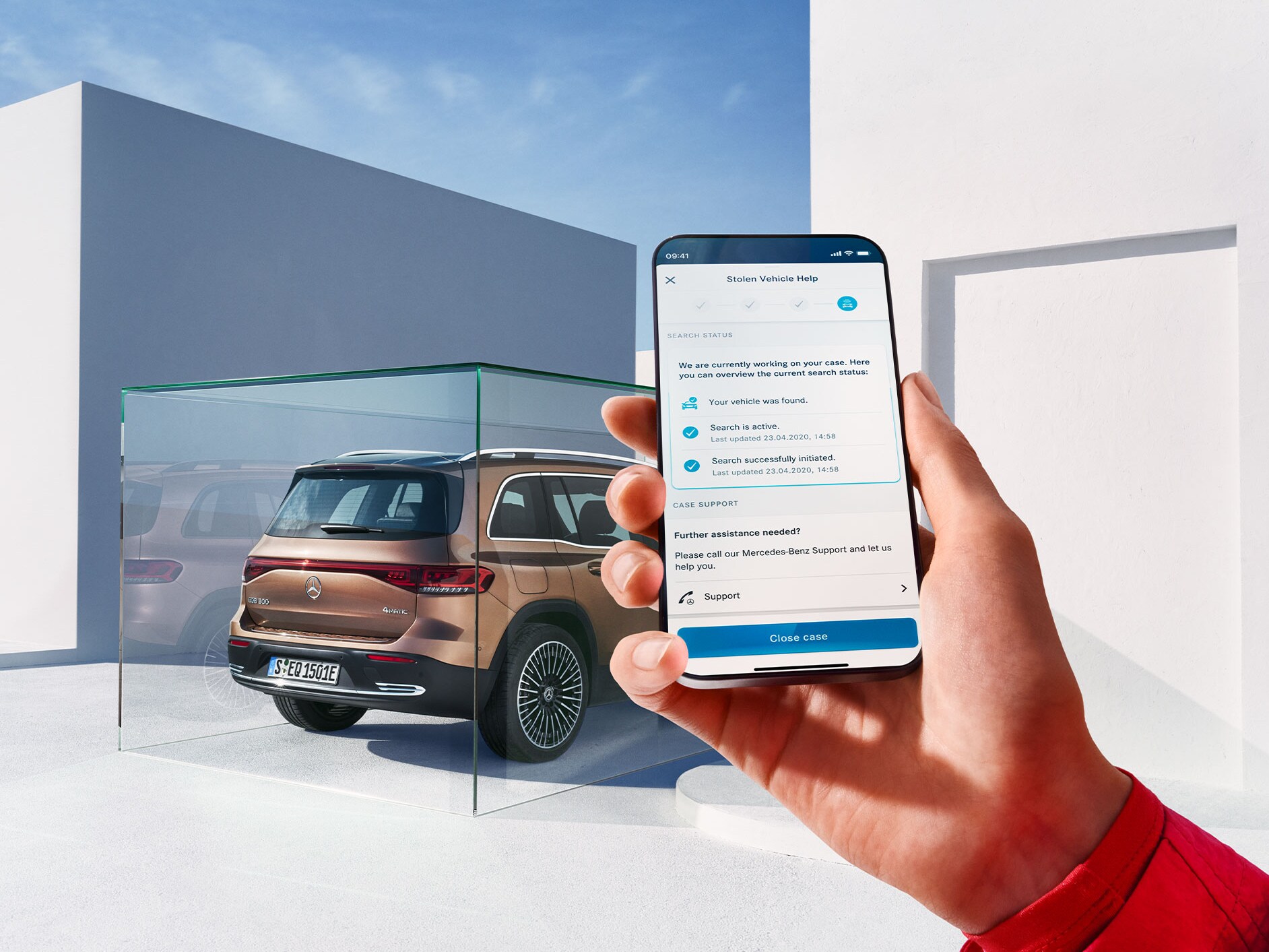 Auf einem Smartphone wird per Digitalem Extra zum Thema GUARD 360° Hilfe bei einem Fahrzeugdiebstahl angeboten.