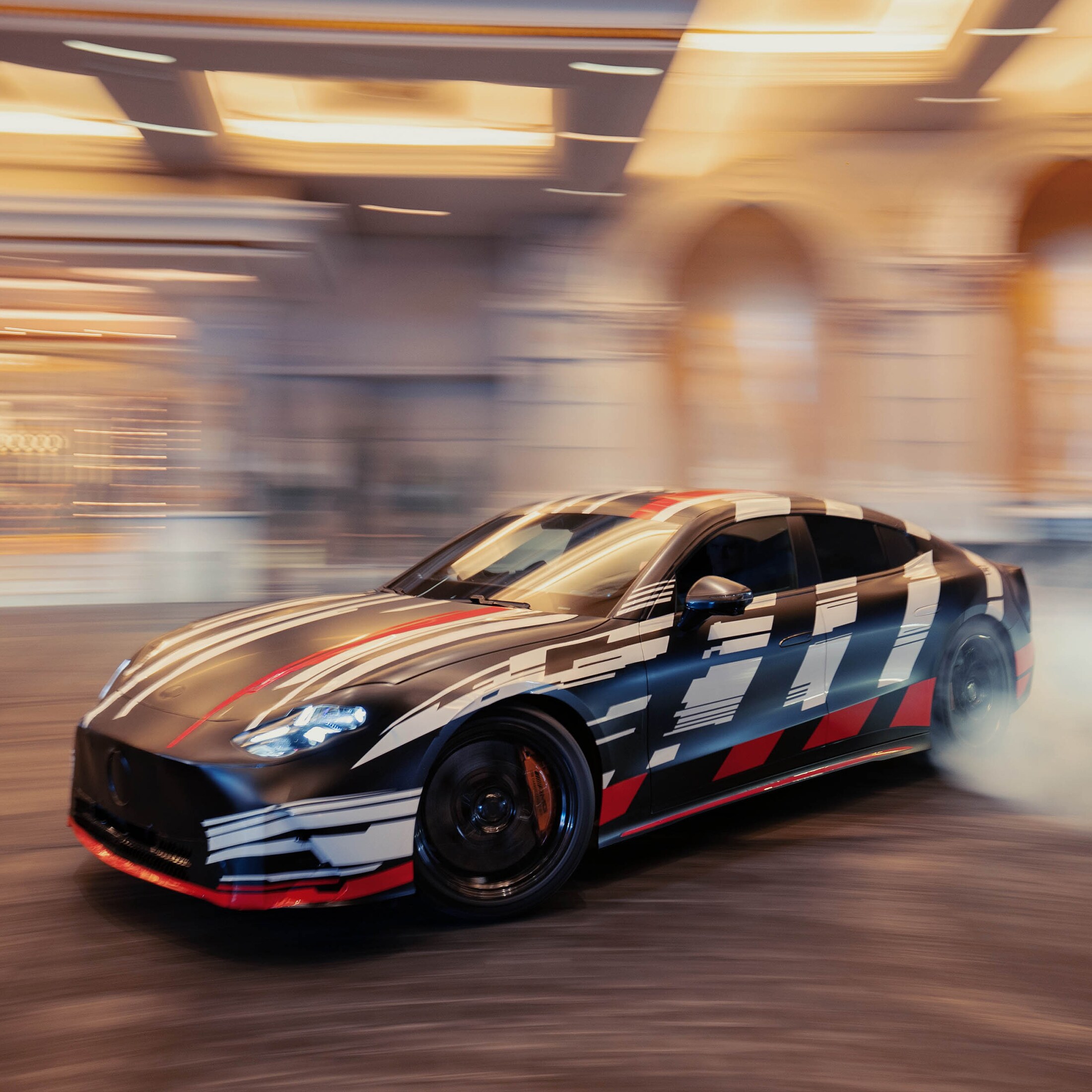 Le nouveau Mercedes-AMG GT Coupé 4 Portes.