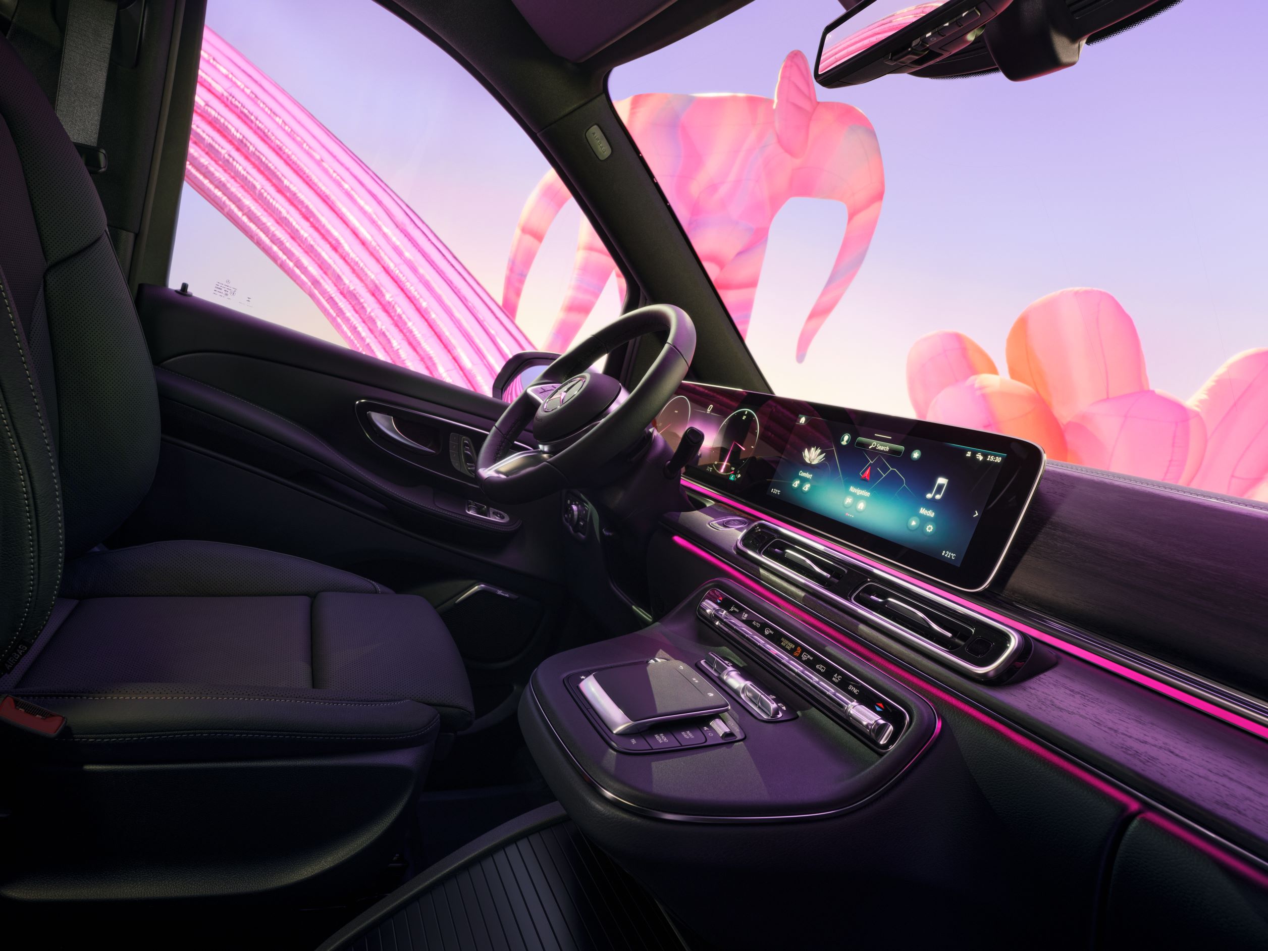 Konnektivität | V-Klasse | Mercedes-Benz Vans Die Abbildung zeigt die intuitive Bedienung des Media-Displays per Touch an Bord von Mercedes-Benz Fahrzeugen.