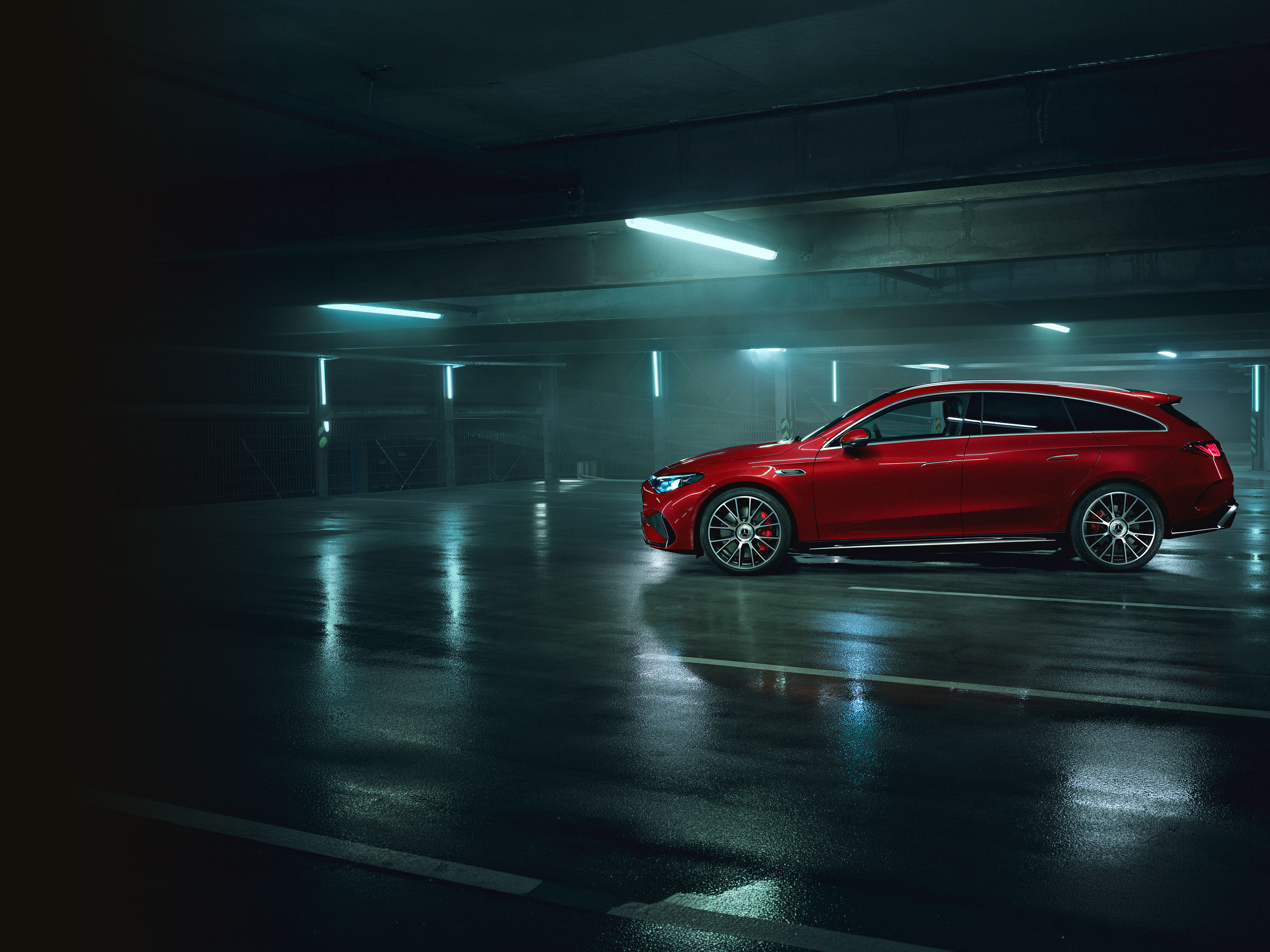Extérieur | CLA Shooting Brake | Mercedes-AMG L'extérieur le nouveau Mercedes-AMG CLA 45 4MATIC+ Shooting Brake électrique.