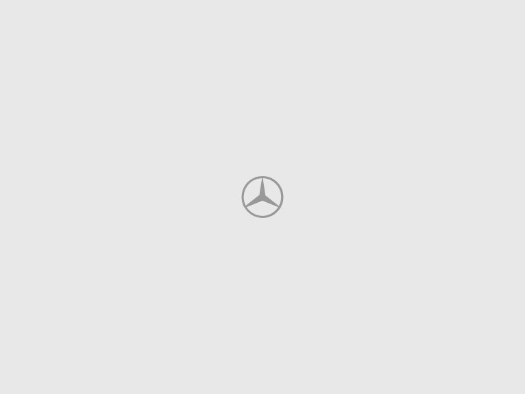 La navigation avec Electric Intelligence dans le nouvel Mercedes EQE SUV comme affichage sur l'écran (détail de photo).