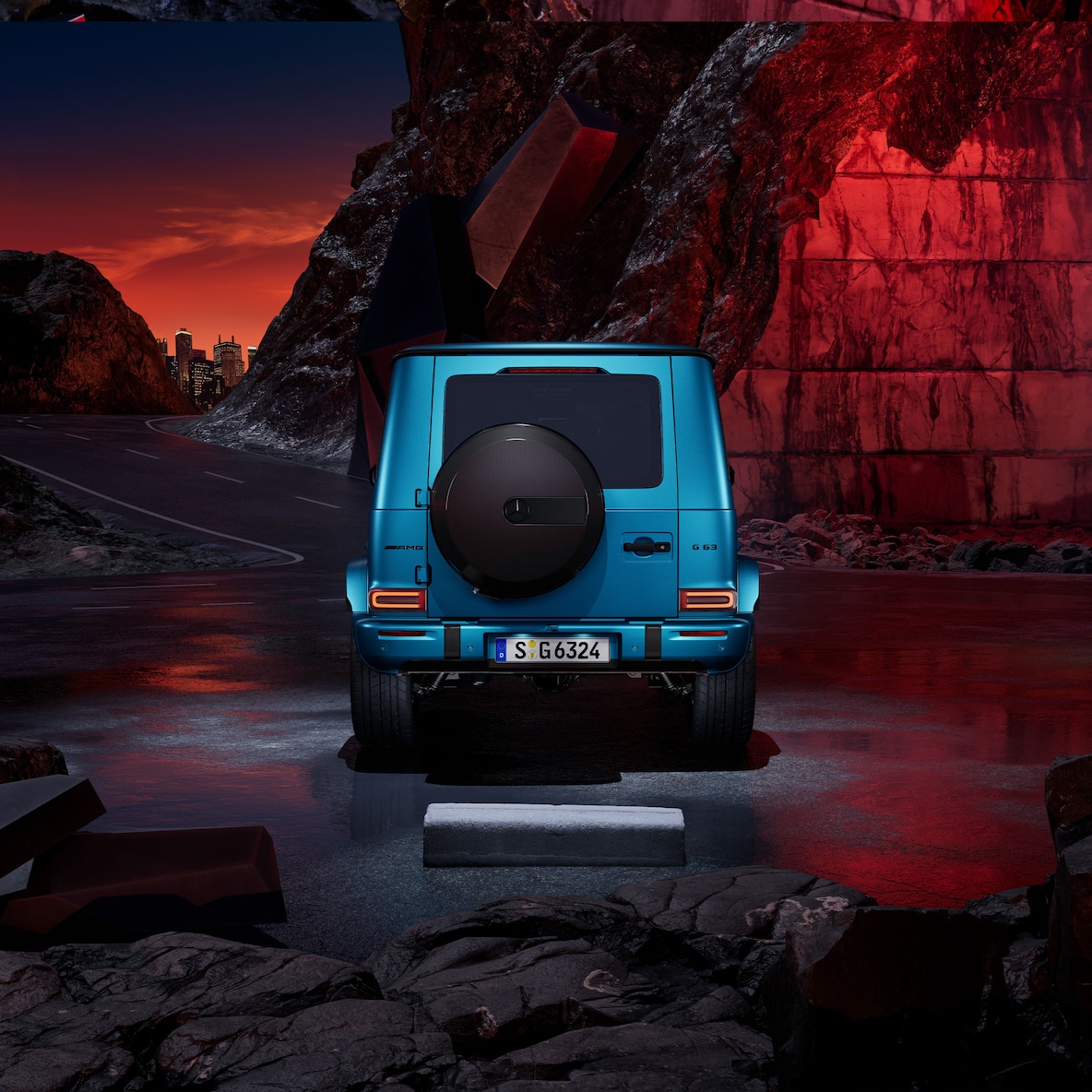 Frontale Seitenansicht eines Mercedes-AMG G 63 mit AMG Carbon-Paket Exterieur.