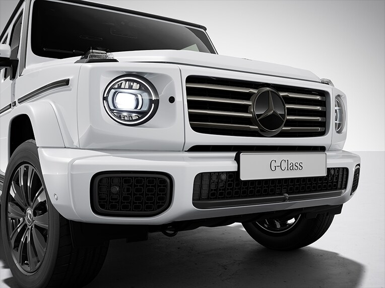 Die Mercedes-Benz G-Klasse mit dem MANUFAKTUR Dark Chrome-Paket.