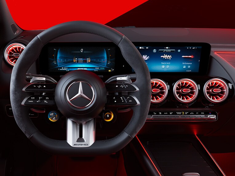 AMG TRACK PACE dans la Mercedes-AMG GLA.