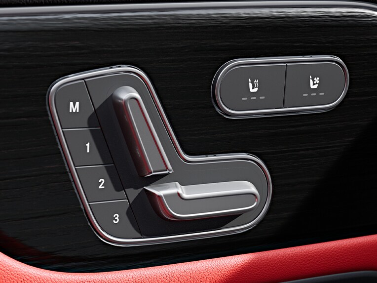 Le Pack Sièges Performance AMG haut de gamme dans la Mercedes-AMG GLA.