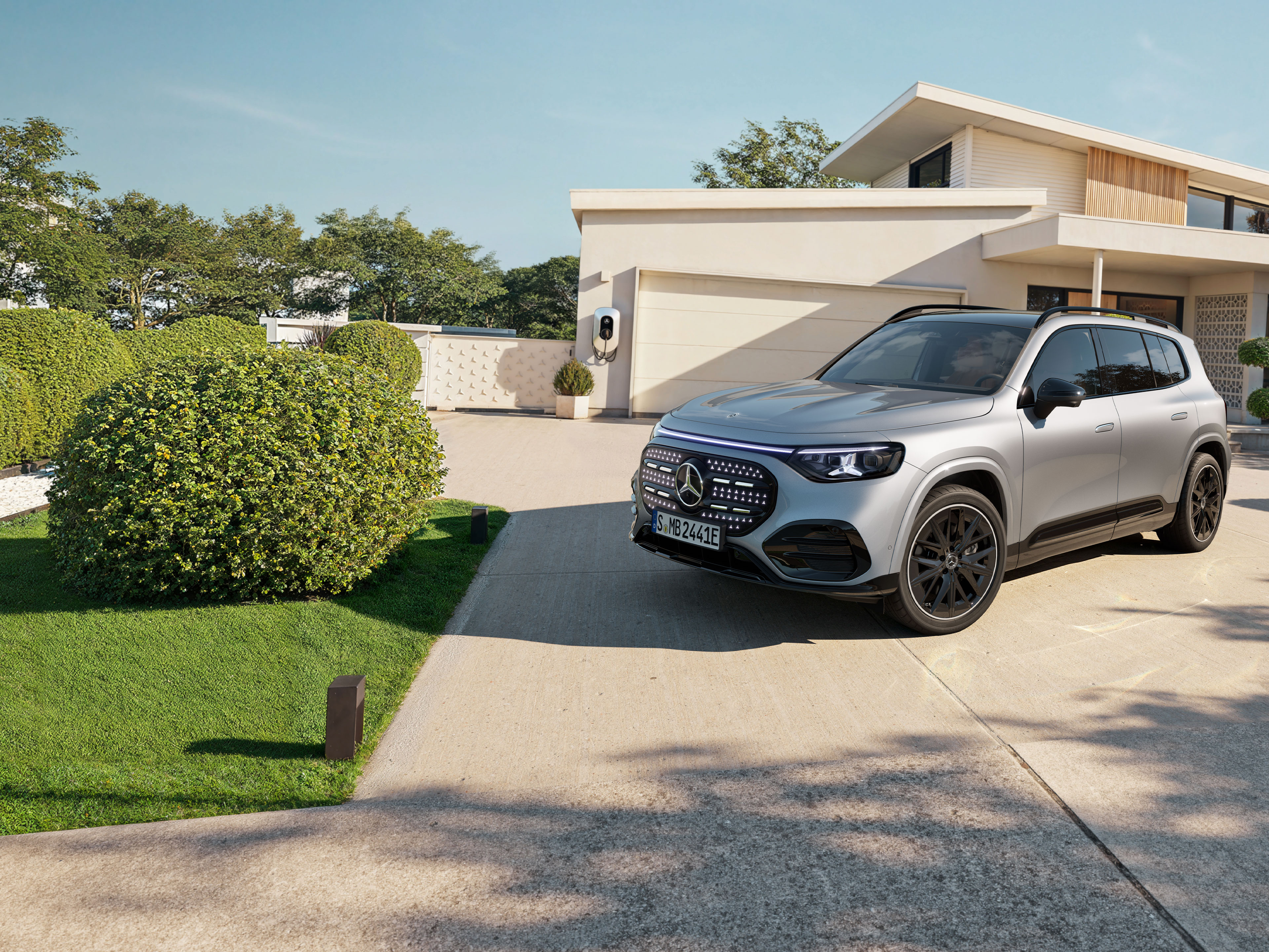 Exterieur | Der neue elektrische GLB | Mercedes-Benz Das Exterieur des neuen elektrischen GLB von Mercedes-Benz.