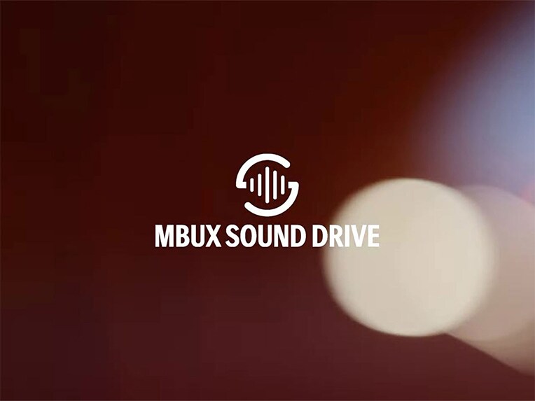 Le prééquipement pour le divertissement MBUX dans la Mercedes-AMG GLB.