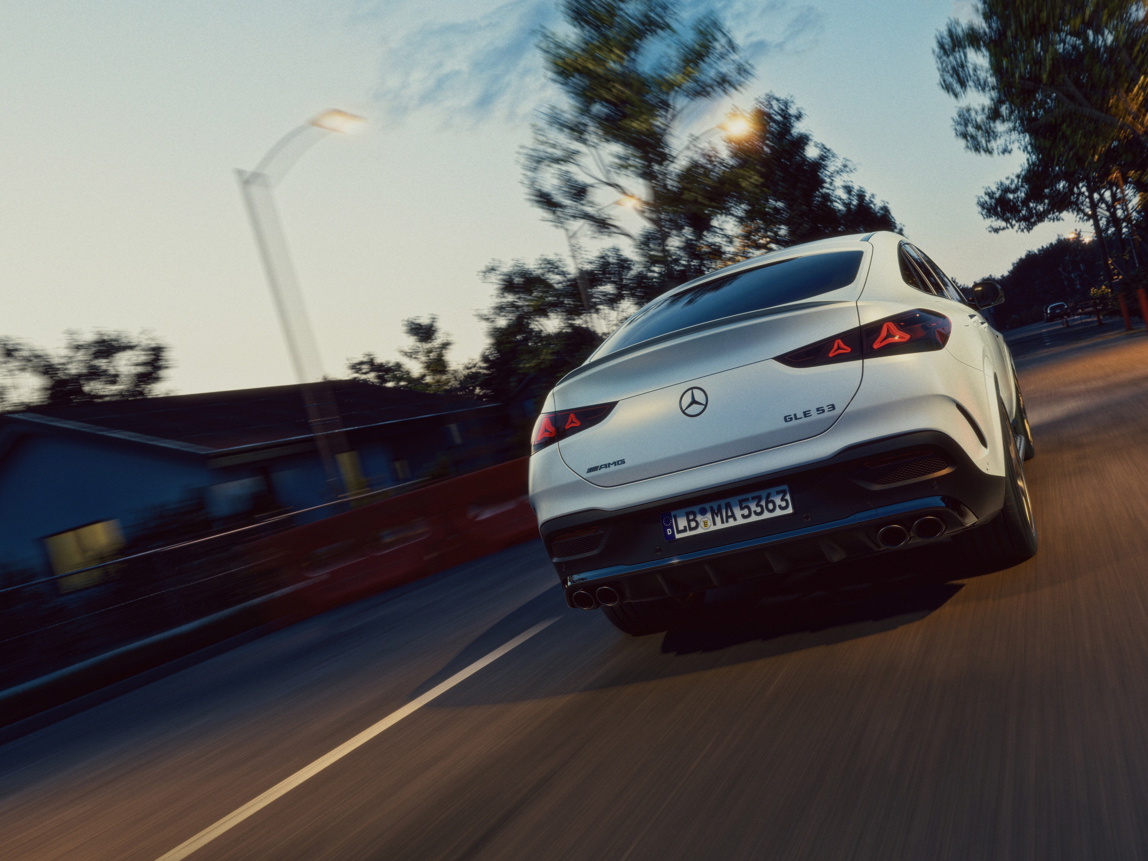 Performance | GLE Coupé | Mercedes-AMG Das Exterieur des neuen Mercedes-AMG GLE Coupé.