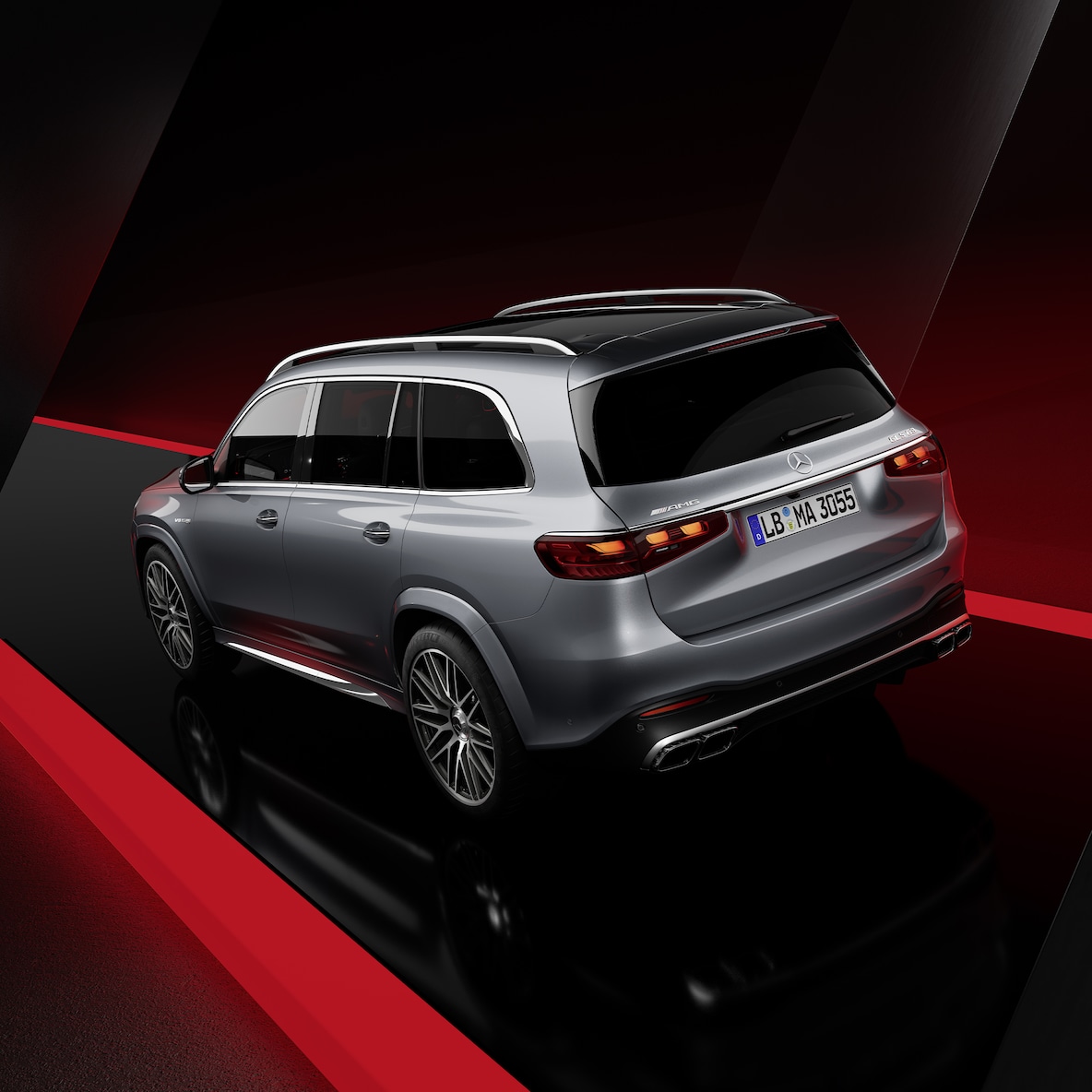 Ein weiterer dynamischer Blick auf einen Mercedes-AMG GLS 63 4MATIC+ (Fahraufnahme).