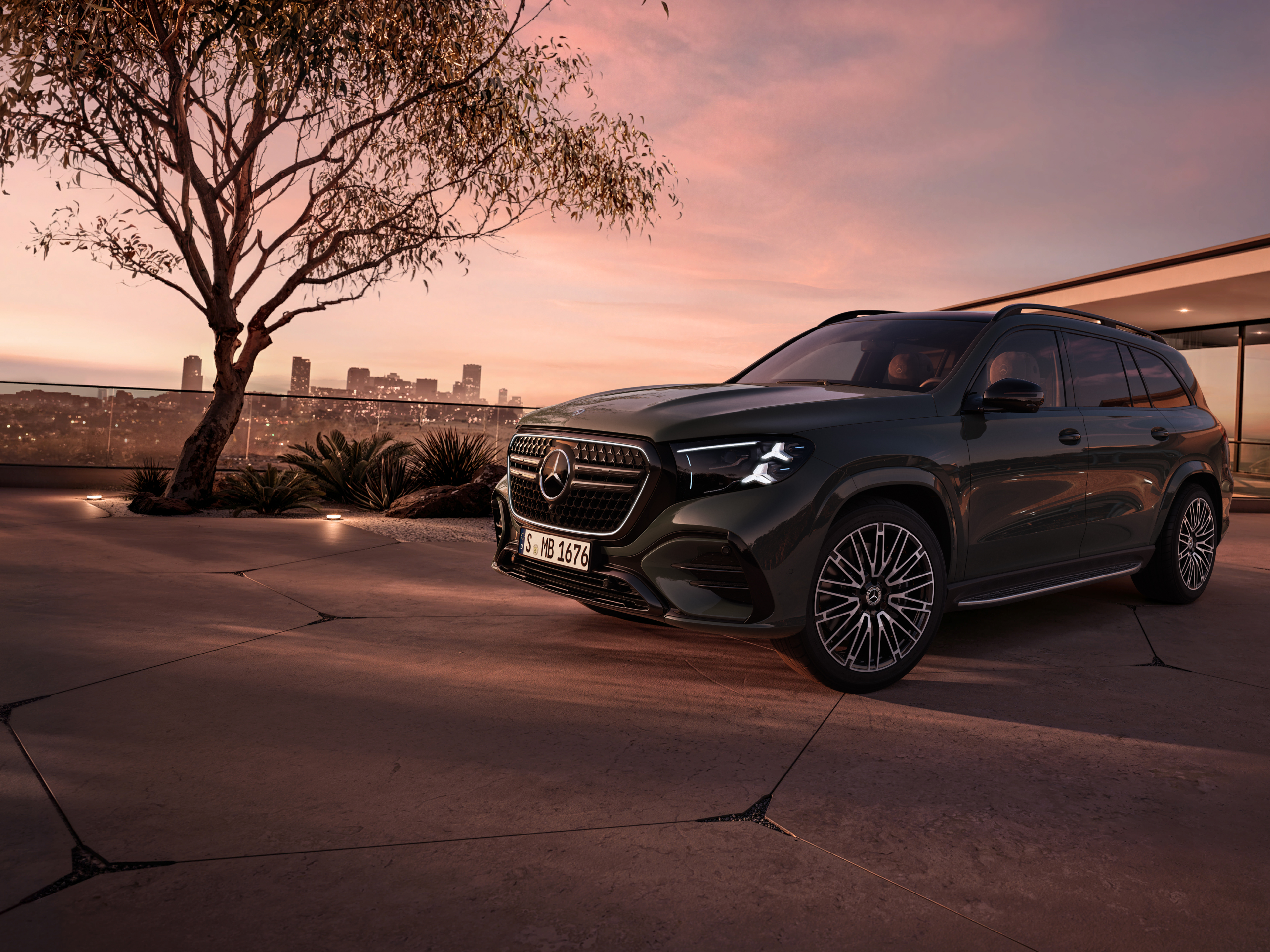 Exterieur | Der neue GLS | Mercedes-Benz Das Exterieur des neuen GLS von Mercedes-Benz.
