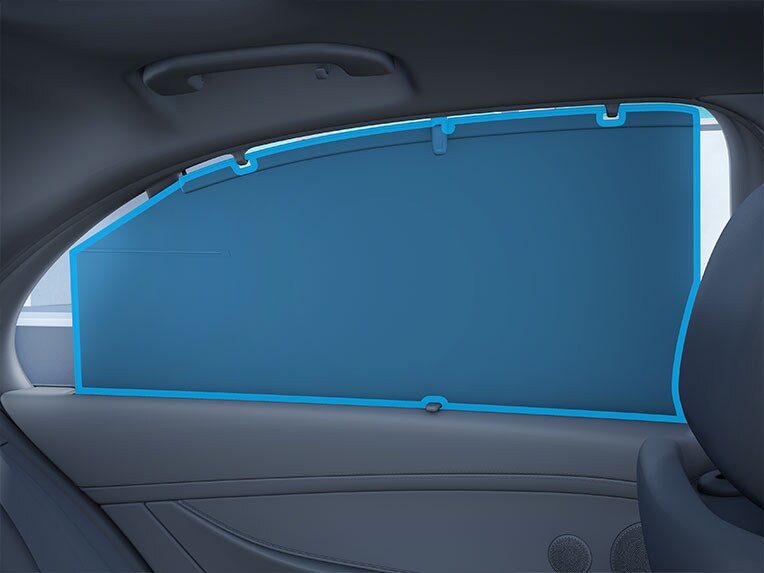 Die elektrischen Sonnenrollos im Mercedes-Maybach GLS.