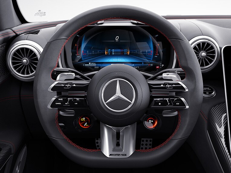 Das AMG Performance Lenkrad in Leder Nappa / Mikrofaser DINAMICA im Mercedes-AMG SL Roadster.