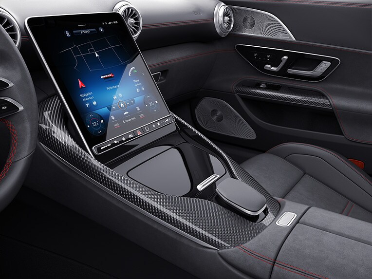 Die MANUFAKTUR Zierelemente Carbon im Mercedes-AMG SL Roadster.