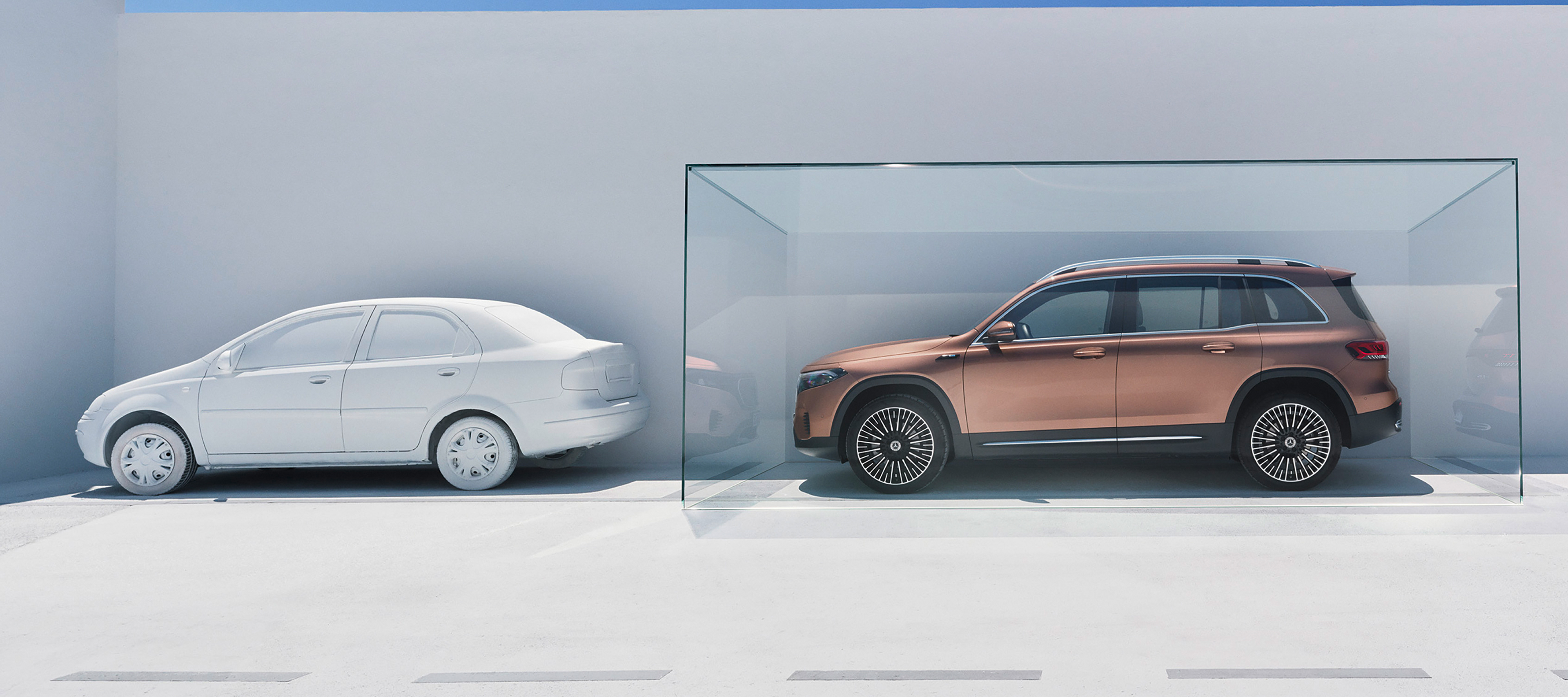 GUARD 360˚ | Mercedes-Benz Ein Mercedes-Benz ist dank Digitaler Extras immer mit dem Smartphone verbunden.
