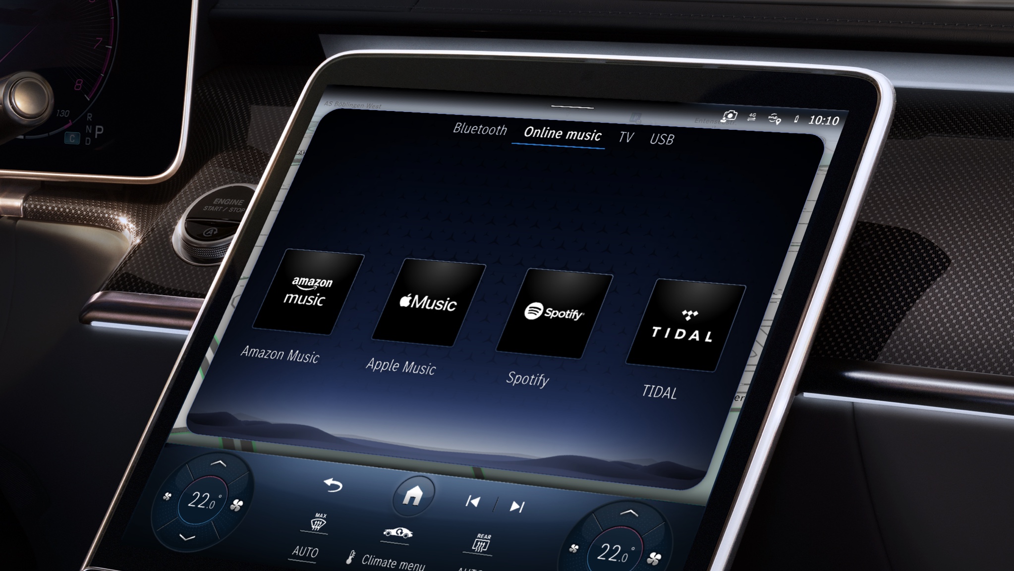 Musique en ligne | Divertissement | Mercedes me Le système multimédia MBUX d’une Mercedes-Benz affiche les différents services de streaming audio Amazon Music, Apple Music, Spotify et TIDAL.