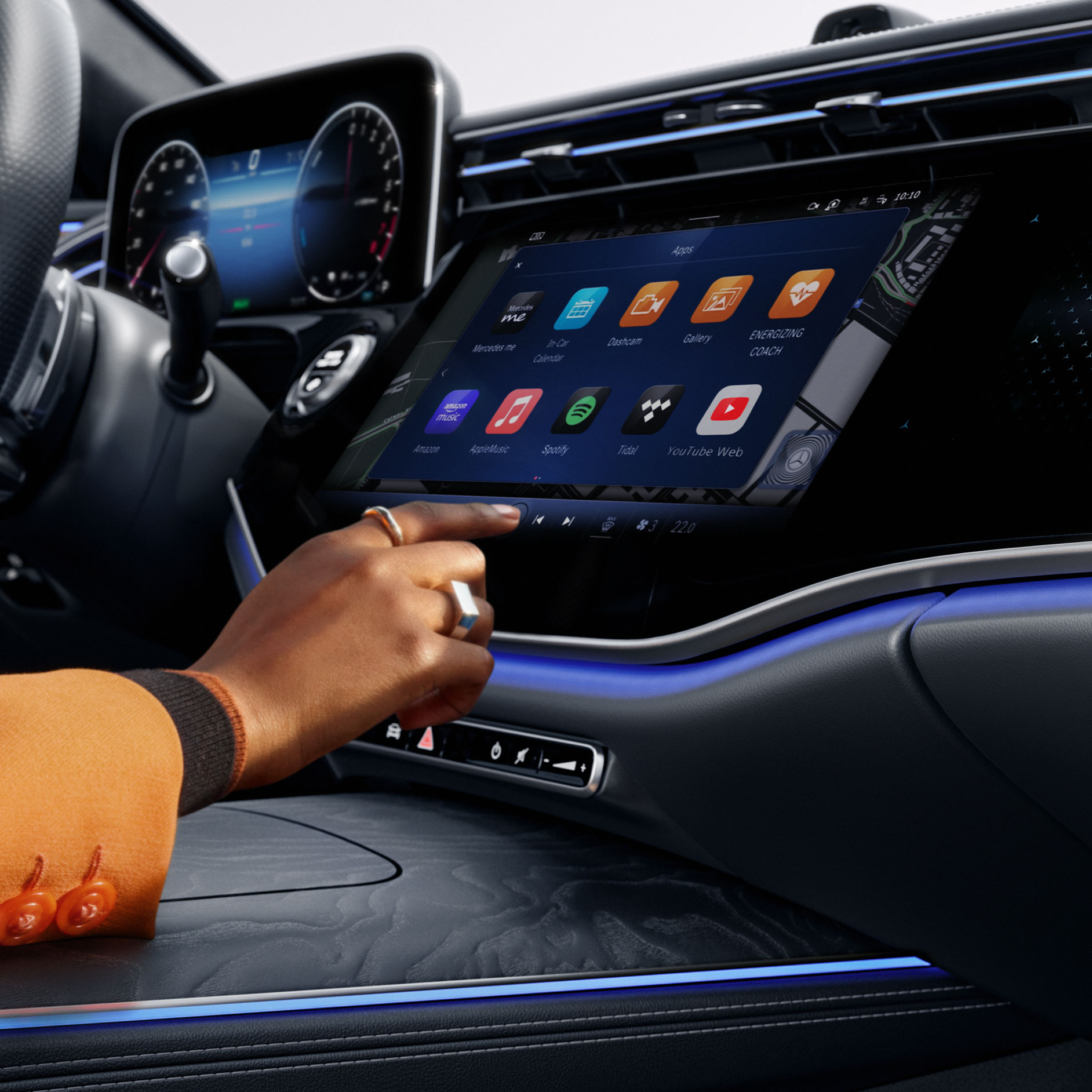 Intuitive Bedienung | MBUX Multimediasystem | Mercedes-Benz Das Interieur der Mercedes-Benz E-Klasse Limousine.