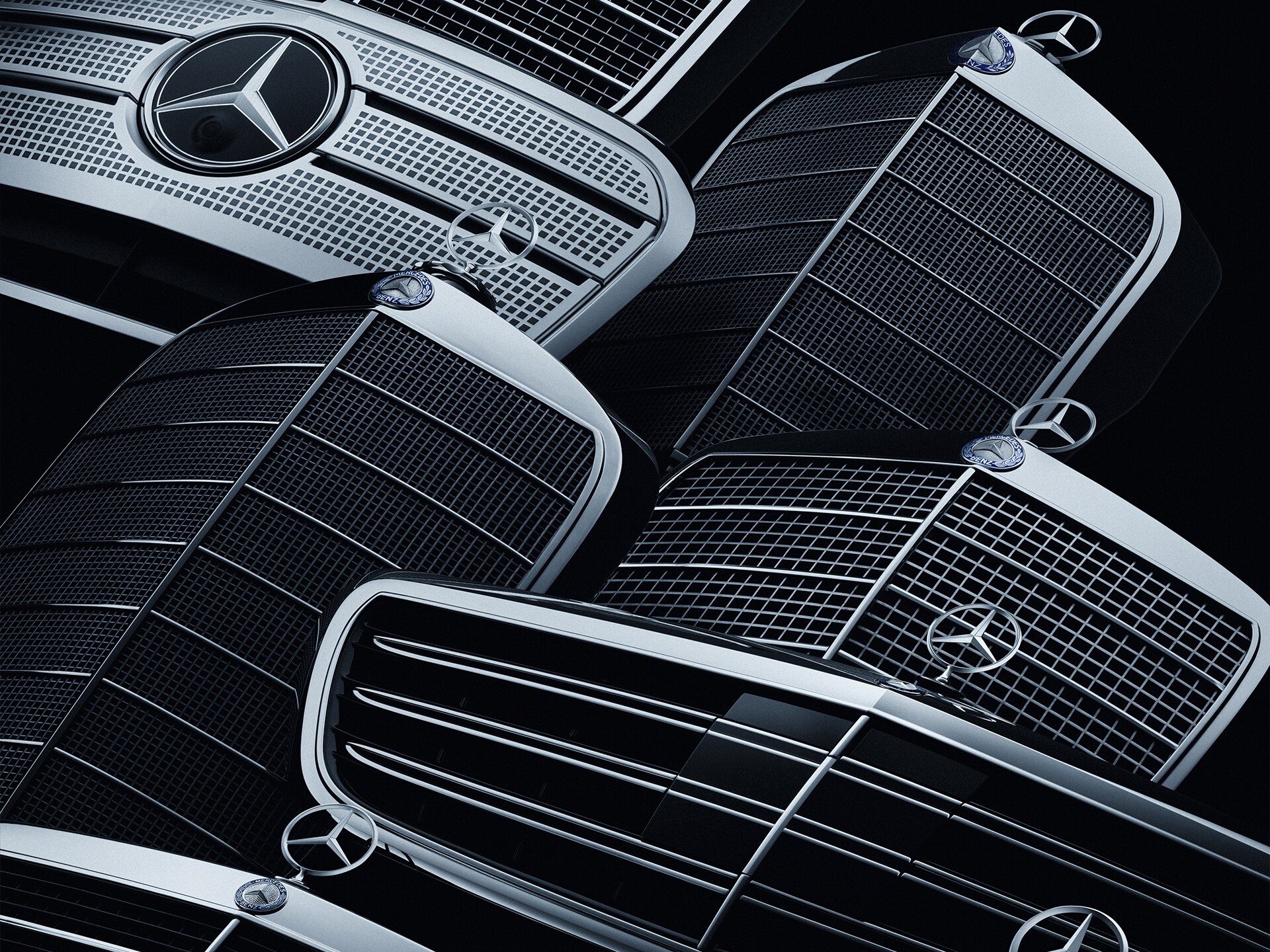Sammlung von Mercedes-Benz Kühlergrills.