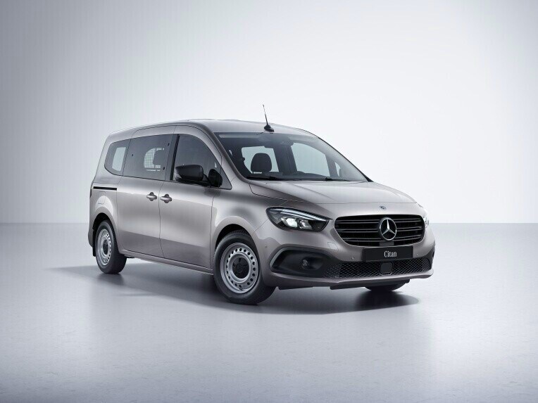 Le Mercedes-Benz Citan fourgon dans la ligne d'équipement Mixto.