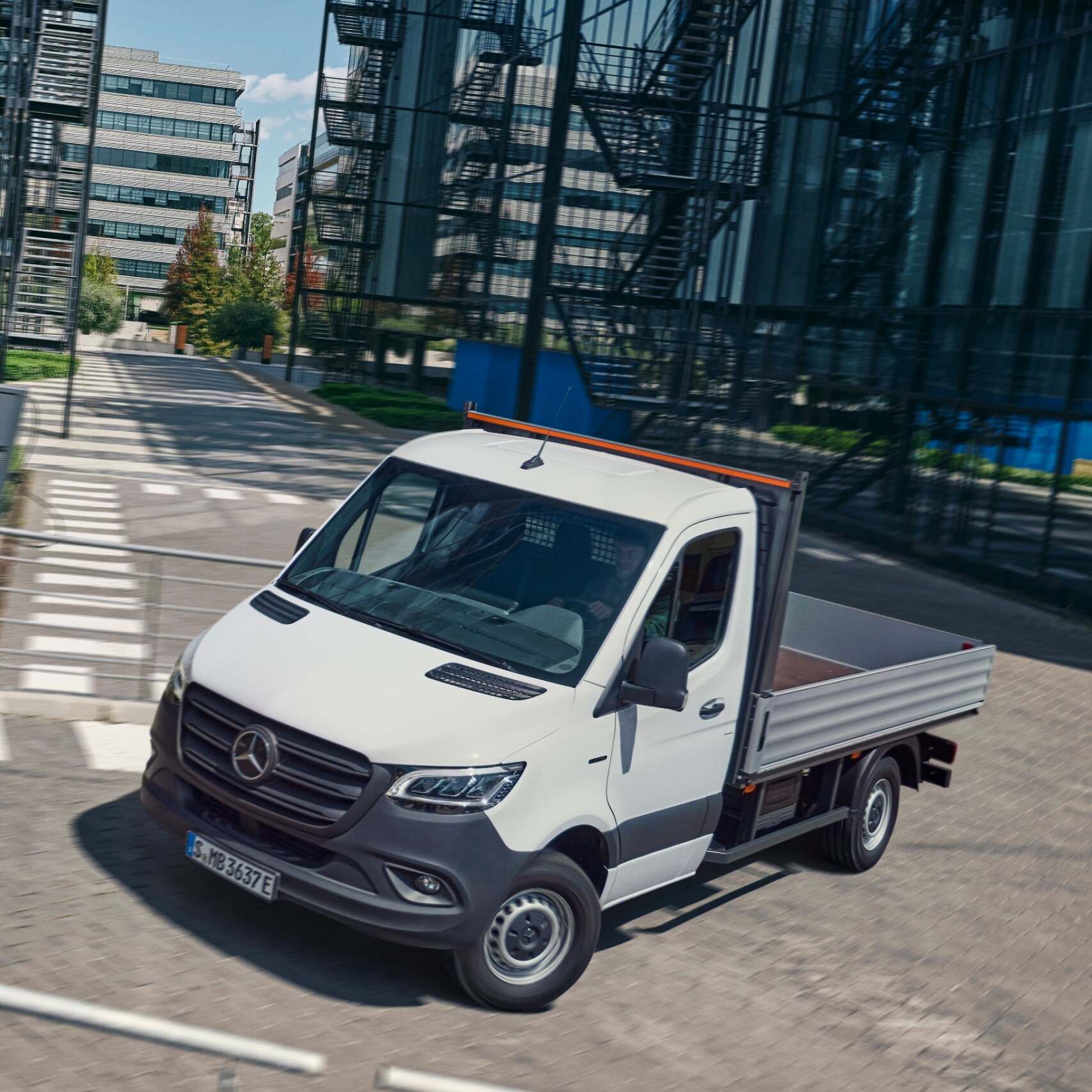 Le Mercedes-Benz eSprinter Châssis-cabine.