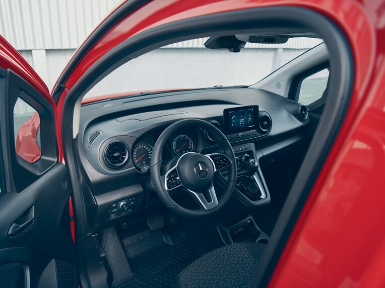Bei Ihrem Mercedes-Benz Händler bekommen Sie ein Individuelles Finanzierungsangebot.