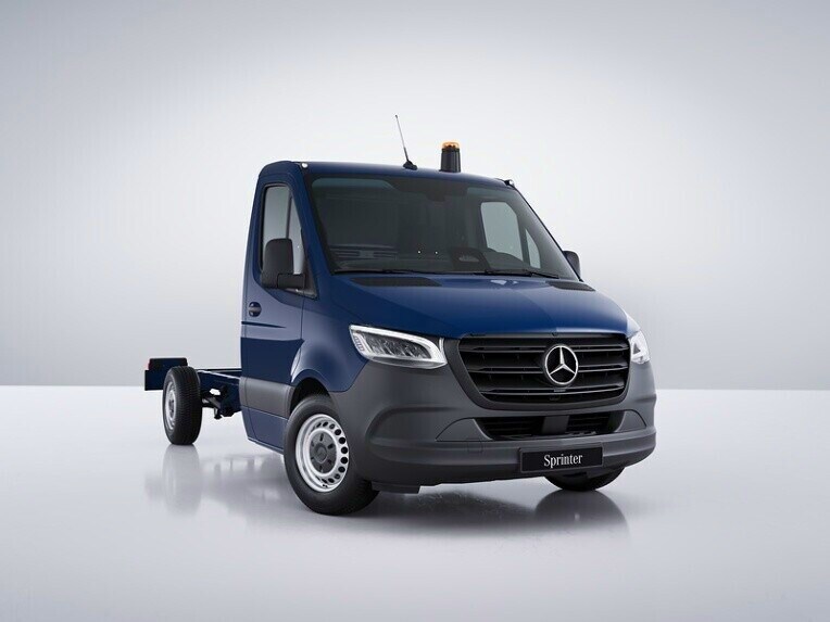 Le Mercedes-Benz Sprinter Châssis en version spéciale renforcée pour route non carrossable.