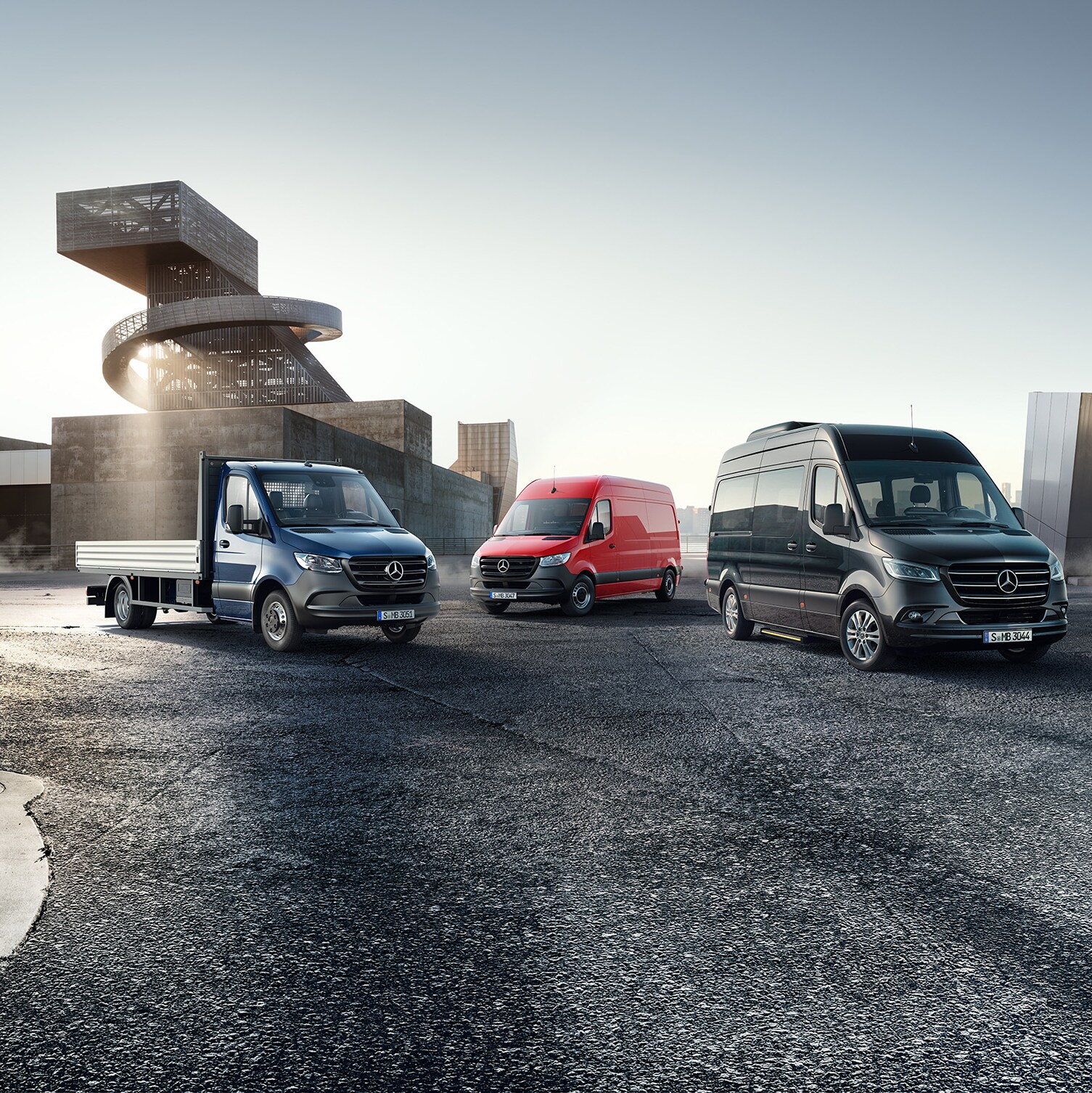 La gamme de Mercedes-Benz Sprinter dans un décor urbain, au style futuriste