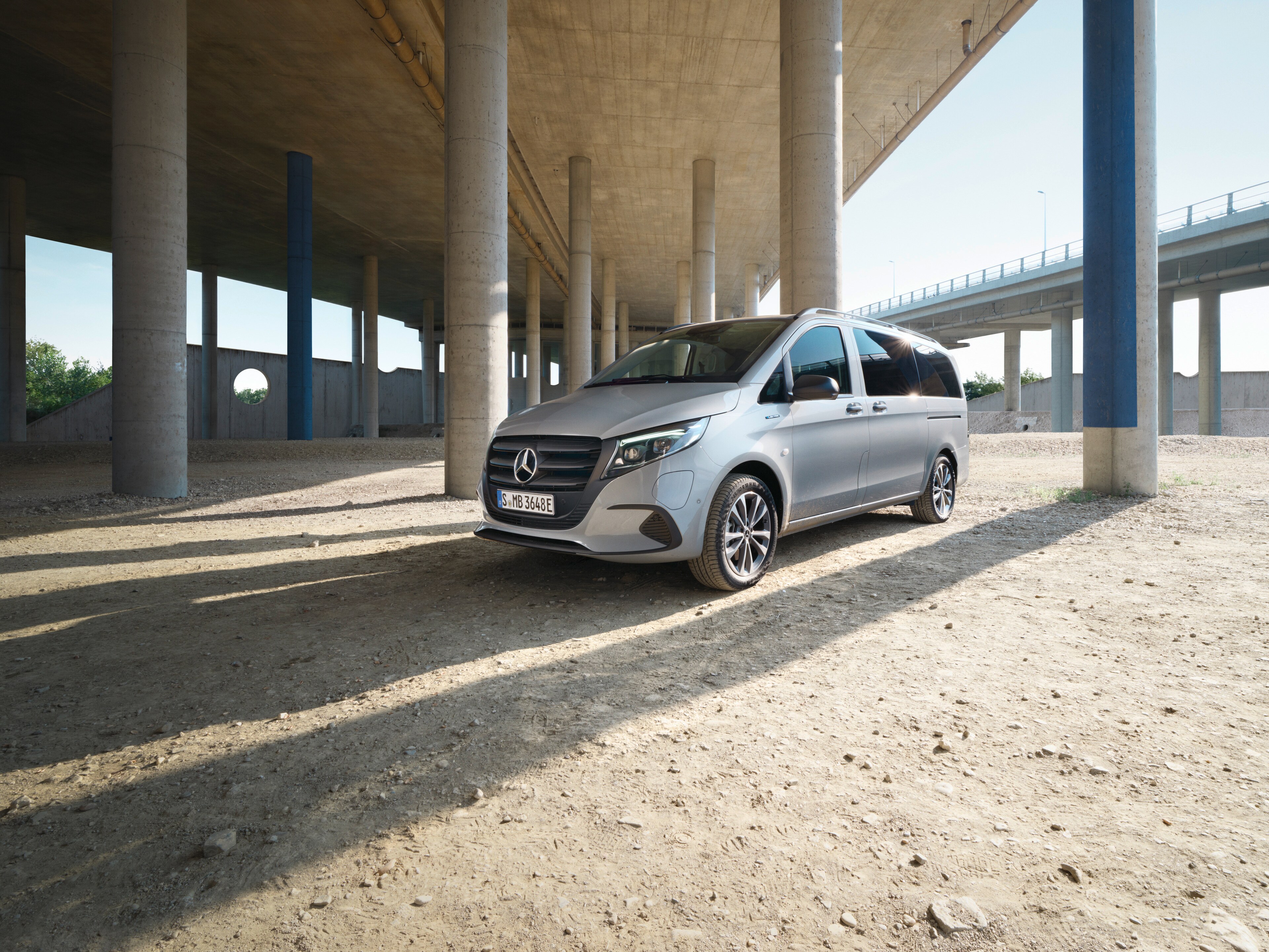 Der Mercedes-Benz Citan mit den Fahrassistenzsystemen.