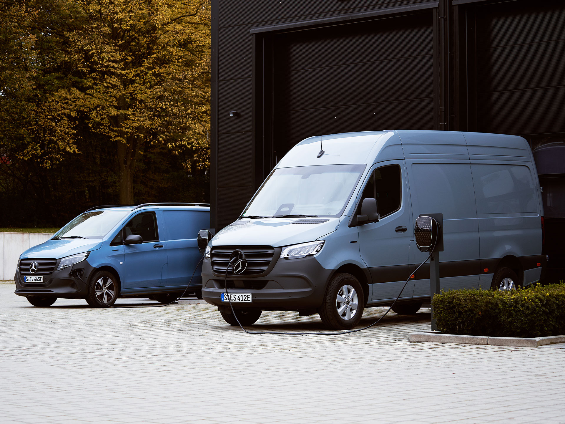 Laden am Arbeitsplatz | Laden | Mercedes-Benz Transporter Laden am Arbeitsplatz für Mercedes-Benz Transporter.