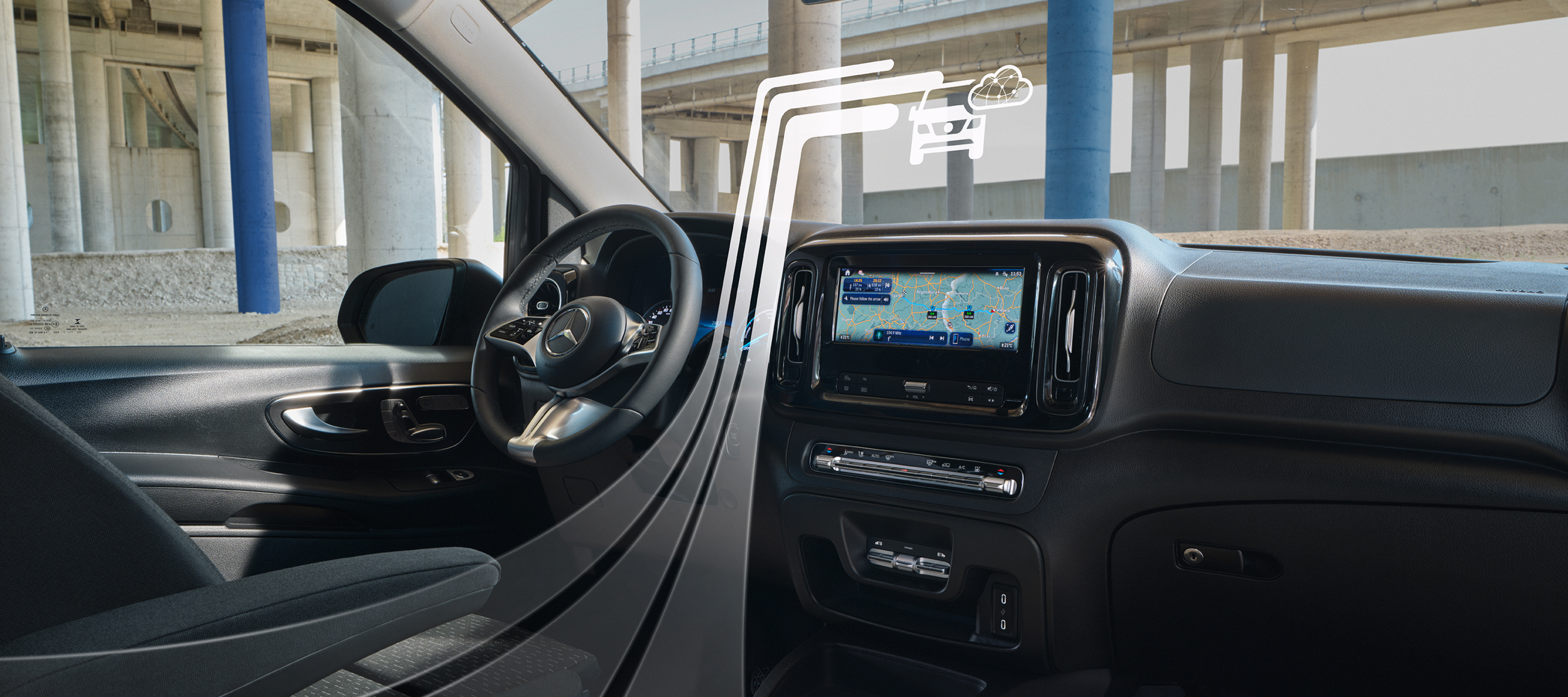Navigation | Digitale Extras | Mercedes-Benz Die Funktion Navigation im MBUX Multimediasystem mit grafischen Elementen, welche die Digitalen Extras darstellen.