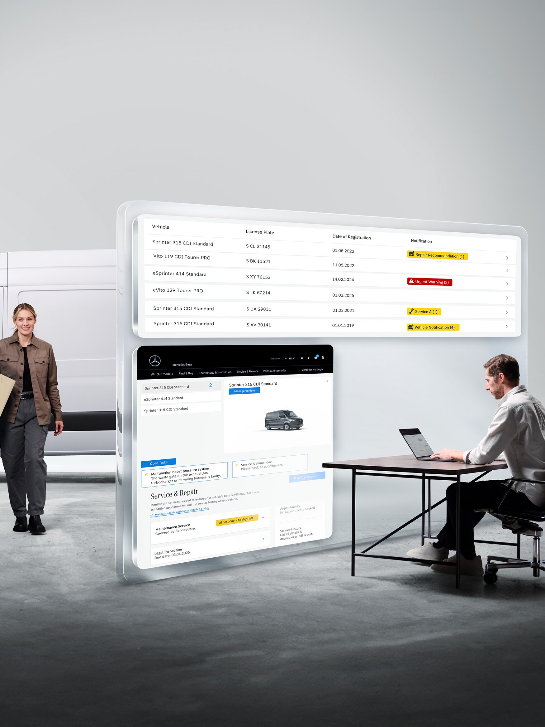 Un homme surveille son parc d’utilitaires légers sur un ordinateur portable, Mercedes-Benz Van Uptime Monitor pour une disponibilité maximale.