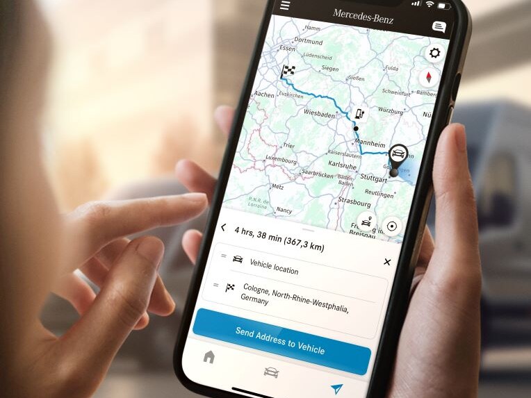 Le prééquipement pour les services à distance et de navigation dans le système multimédia MBUX.