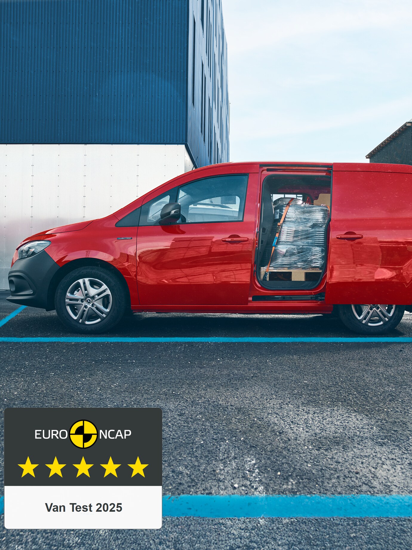 Le Mercedes-Benz eCitan fourgon est un utilitaire léger de petite taille.