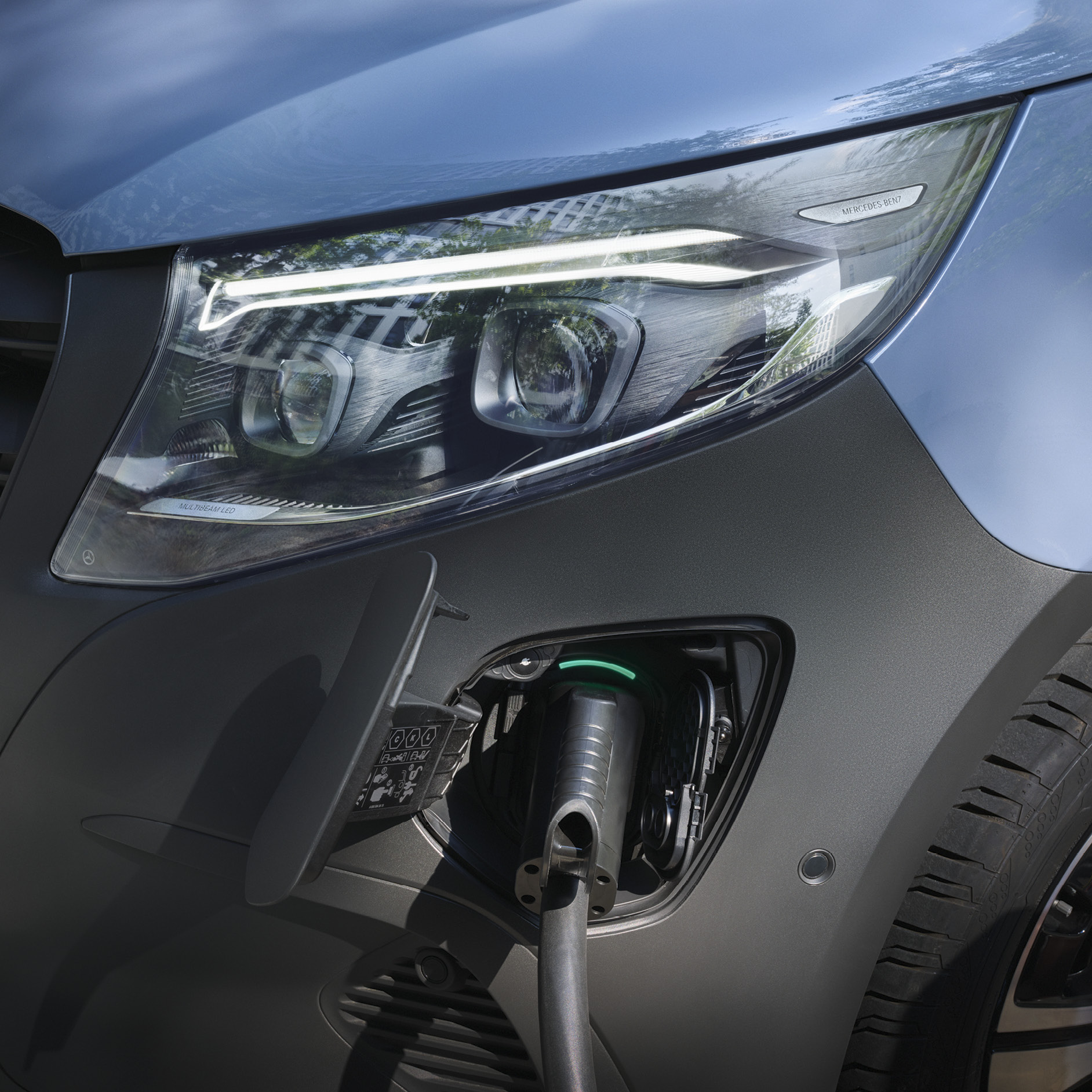 mercedes-benz-eqv-charging-remote mercedes-benz-eqv-charging-remote